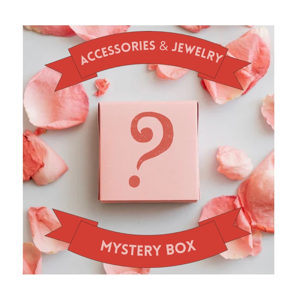 ACCESSORIES & JEWELRY MYSTERY BOX